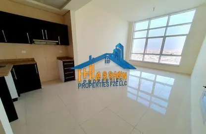 Apartment - Studio - 1 Bathroom for rent in Cornich Ras Al Khaima - Ras Al Khaimah