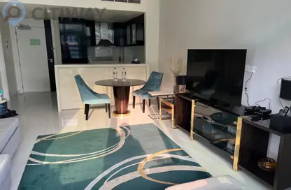 Apartment - 1 Bedroom - 2 Bathrooms for sale in Bay's Edge - Business Bay - Dubai
