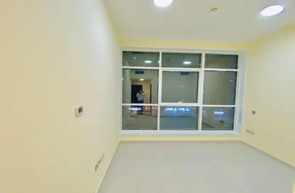 Apartment - 2 Bedrooms - 2 Bathrooms for rent in Al Wahda Street - Al Wahda - Abu Dhabi