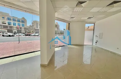 متجر - استوديو للايجار في مبنى فيصل - عود ميثاء - بر دبي - دبي
