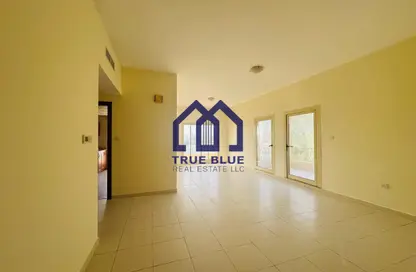Apartment - 1 Bedroom - 2 Bathrooms for rent in Golf Apartments - Al Hamra Village - Ras Al Khaimah