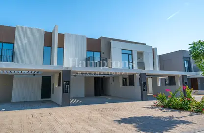 فيلا - 3 غرف نوم - 4 حمامات للايجار في جرينفيوز 2 - اعمار الجنوبية - دبي الجنوب (مركز دبي العالمي) - دبي