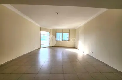 Empty Room image for: Apartment - 2 Bedrooms - 3 Bathrooms for rent in Lakeshore Tower 1 - Jumeirah Lake Towers - Dubai, Image 1