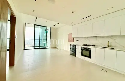 Apartment - 1 Bedroom - 2 Bathrooms for rent in Binghatti Azure - Jumeirah Village Circle - Dubai