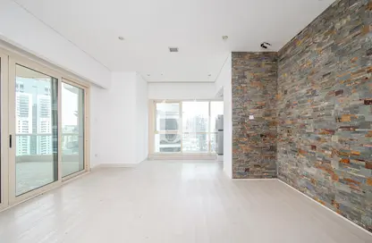 Apartment - 2 Bedrooms - 3 Bathrooms for rent in The Royal Oceanic - Dubai Marina - Dubai