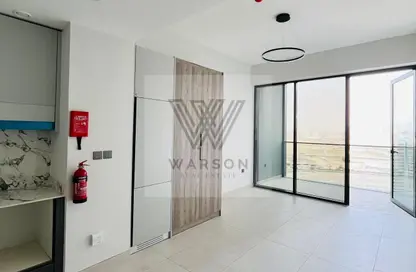 شقة - 1 حمام للايجار في الأمل تاور - مدينة دبي الرياضية - دبي