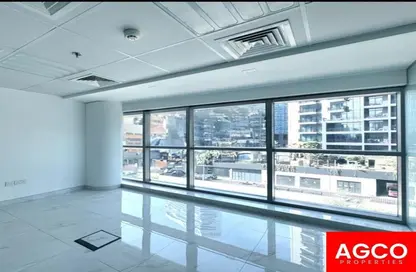 Fitted | Private Pantry | Prime View | Grade A