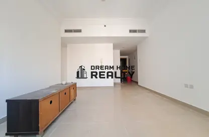 Apartment - 1 Bedroom - 2 Bathrooms for rent in New Al Taawun Road - Al Taawun - Sharjah