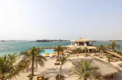 Apartment - 1 Bedroom - 1 Bathroom for rent in Azure Residences - Palm Jumeirah - Dubai
