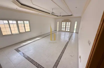 Villa - 4 Bedrooms - 4 Bathrooms for rent in Umm Suqeim 3 Villas - Umm Suqeim 3 - Umm Suqeim - Dubai