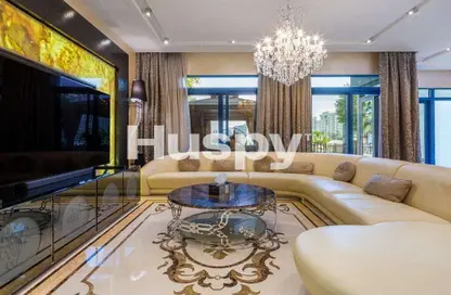 Villa - 5 Bedrooms - 6 Bathrooms for rent in Palma Residences - Palm Jumeirah - Dubai