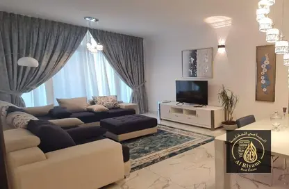 شقة - 2 غرف نوم - 2 حمامات للايجار في مساكن كورنيش عجمان - طريق كورنيش عجمان - عجمان
