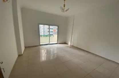 Apartment - 2 Bedrooms - 3 Bathrooms for rent in New Al Taawun Road - Al Taawun - Sharjah