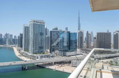Apartment - 1 Bedroom - 1 Bathroom for rent in Mayfair Tower - Business Bay - Dubai