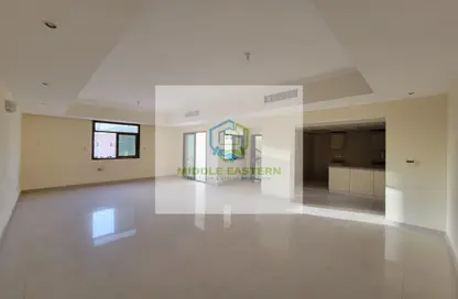 Apartment - 3 Bedrooms - 3 Bathrooms for rent in Al Muntazah - Abu Dhabi
