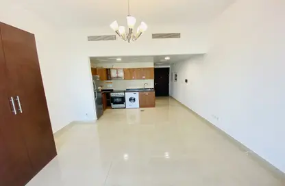 Apartment - Studio - 1 Bathroom for rent in Al Abeir Tower - Jumeirah Village Circle - Dubai