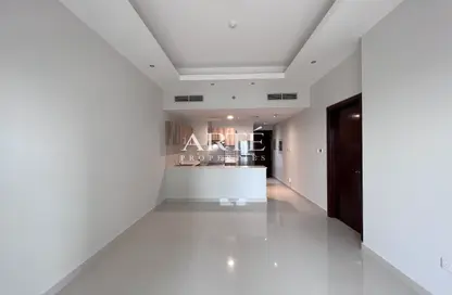 شقة - غرفة نوم - 2 حمامات للايجار في برج هيرا - مدينة دبي الرياضية - دبي