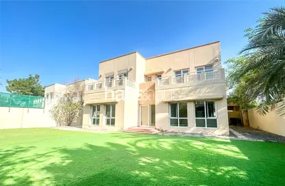 Villa - 5 Bedrooms - 5 Bathrooms for rent in Meadows 5 - Meadows - Dubai