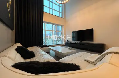 Apartment - 1 Bedroom - 2 Bathrooms for sale in Marina Arcade Tower - Dubai Marina - Dubai
