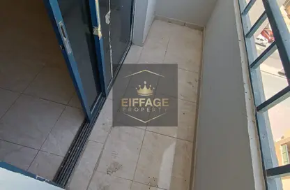 Apartment - 2 Bedrooms - 2 Bathrooms for rent in Corniche Tower - Ajman Corniche Road - Ajman
