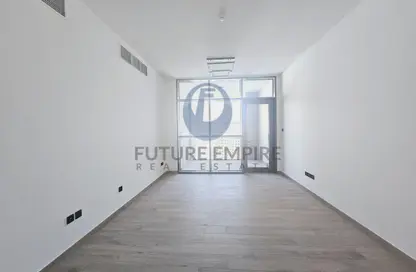 Apartment - 2 Bedrooms - 3 Bathrooms for rent in Al Jadaf Building - Al Jaddaf - Dubai