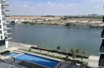 Apartment - 3 Bedrooms - 4 Bathrooms for rent in Waters Edge - Yas Island - Abu Dhabi