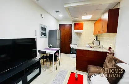 Apartment - 1 Bathroom for rent in New Dubai Gate 2 - Lake Elucio - Jumeirah Lake Towers - Dubai