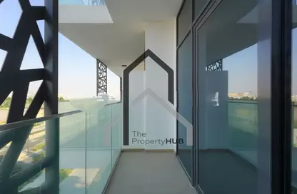 Apartment - Studio - 1 Bathroom for sale in The Gate - Masdar City - Abu Dhabi