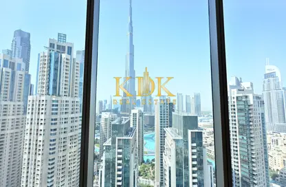 Apartment - 3 Bedrooms - 5 Bathrooms for rent in Vida Residence Downtown - Downtown Dubai - Dubai