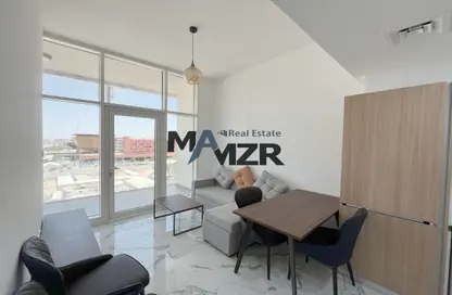 Apartment - 1 Bedroom - 2 Bathrooms for rent in Oasis Residences - Masdar City - Abu Dhabi