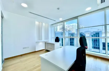 Office Space - Studio - 4 Bathrooms for rent in Hamdan Street - Abu Dhabi
