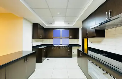 Apartment - 2 Bedrooms - 3 Bathrooms for rent in Duja Tower - Sheikh Zayed Road - Dubai