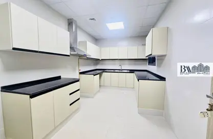 شقة - 2 غرف نوم - 4 حمامات للايجار في القصيص 2 - منطقة القصيص السكنية - القصيص - دبي