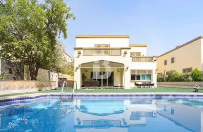 Villa - 4 Bedrooms - 5 Bathrooms for sale in Regional - Jumeirah Park - Dubai