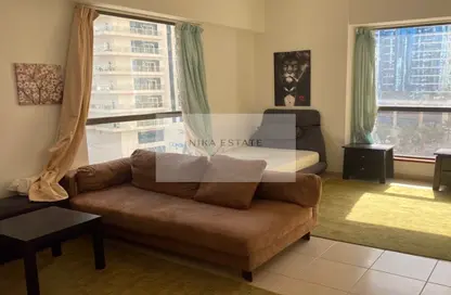 Living Room image for: Apartment - 3 Bedrooms - 4 Bathrooms for sale in Sadaf 8 - Sadaf - Jumeirah Beach Residence - Dubai, Image 1
