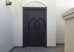NEW LISTING 3 bedroom BAYTI plus maids and laundry room