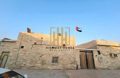 Villa - 4 Bedrooms - 3 Bathrooms for sale in Al Ghafia - Al Riqqa - Sharjah