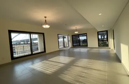 Apartment - 4 Bedrooms - 4 Bathrooms for rent in Moza Plaza - Deira Enrichment Project - Deira - Dubai