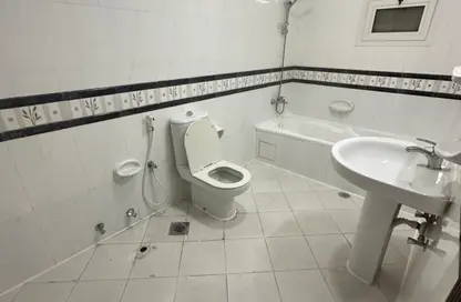 Apartment - Studio - 1 Bathroom for rent in Al Nahyan - Abu Dhabi