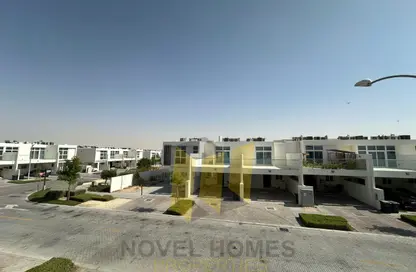 Villa - 3 Bedrooms - 5 Bathrooms for rent in Centaury - The Roots DAMAC Hills 2 - Damac Hills 2 - Dubai