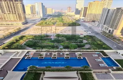 صورة لـ حوض سباحة شقة - 1 حمام للايجار في تاور 108‎ - قرية الجميرا سركل - دبي ، صورة رقم 1
