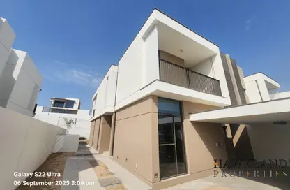 Townhouse - 4 Bedrooms - 4 Bathrooms for sale in Tilal Al Furjan - Phase One - Al Furjan - Dubai