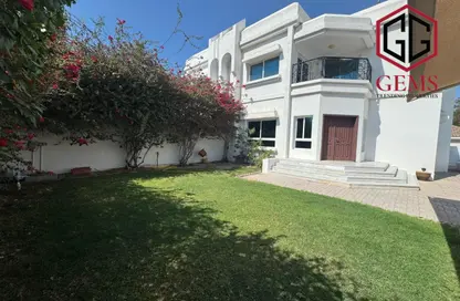Villa - 5 Bedrooms - 6 Bathrooms for rent in Umm Suqeim 2 Villas - Umm Suqeim 2 - Umm Suqeim - Dubai
