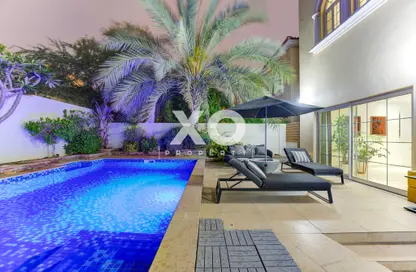 Villa - 4 Bedrooms - 4 Bathrooms for sale in Legacy - Jumeirah Park - Dubai