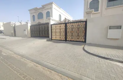 Villa - 6 Bedrooms - 7+ Bathrooms for rent in Barashi - Al Badie - Sharjah