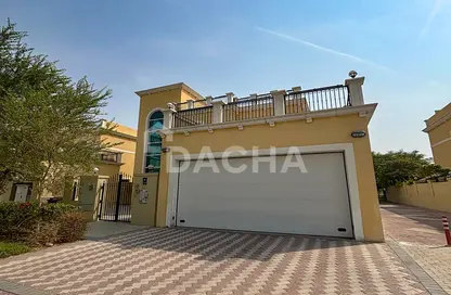 Villa - 4 Bedrooms - 5 Bathrooms for sale in Legacy - Jumeirah Park - Dubai