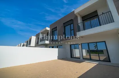 Villa - 3 Bedrooms - 4 Bathrooms for sale in Greenviews 2 - EMAAR South - Dubai South (Dubai World Central) - Dubai