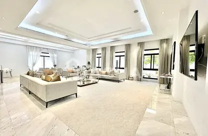 Villa - 4 Bedrooms - 5 Bathrooms for rent in Nad Al Sheba Villas - Nad Al Sheba 3 - Nad Al Sheba - Dubai