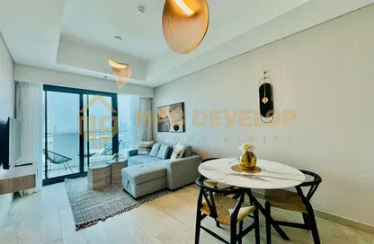 Apartment - 1 Bedroom - 2 Bathrooms for rent in Azizi Fawad Residence - Dubai Healthcare City 2 - Al Jaddaf - Dubai