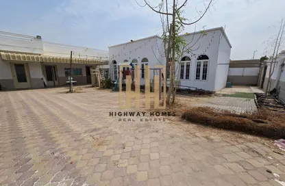 Villa - 5 Bedrooms - 5 Bathrooms for rent in Al Azra - Al Riqqa - Sharjah